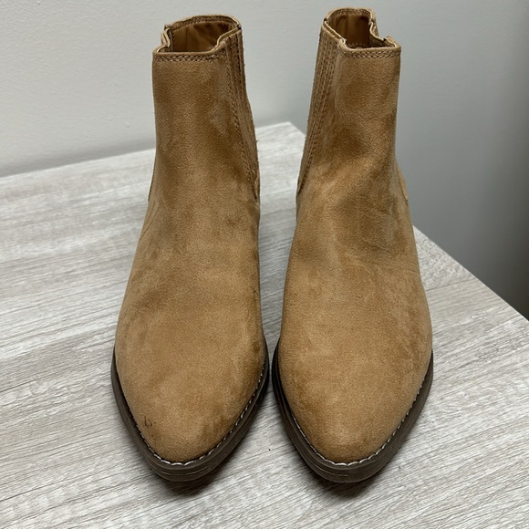 Universal Threads - Women’s Brown - Tan Ankle Boots Booties SZ 8 - Picture 4 of 7